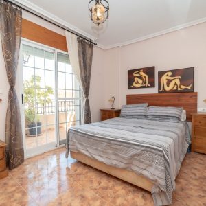 7e895c73-e01b-442f-8dc3-54aaf44a215f